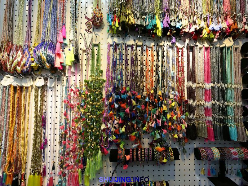 宏艺珠宝工艺饰品厂