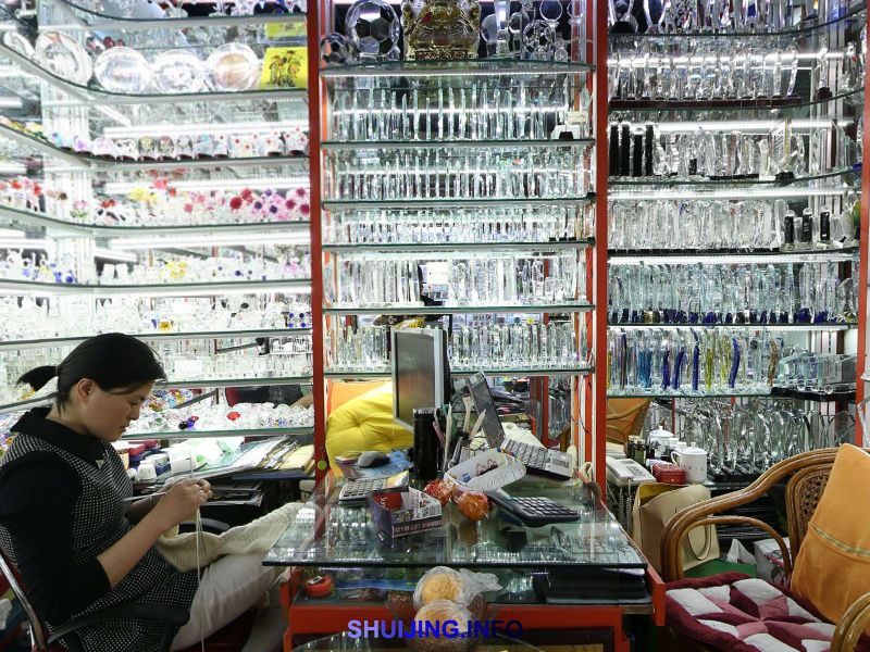 铮铮水晶工艺品