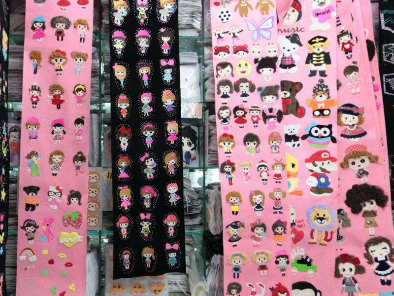 杭君烫图服装辅料