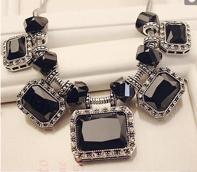 锁骨链黑色水晶百搭韩国2