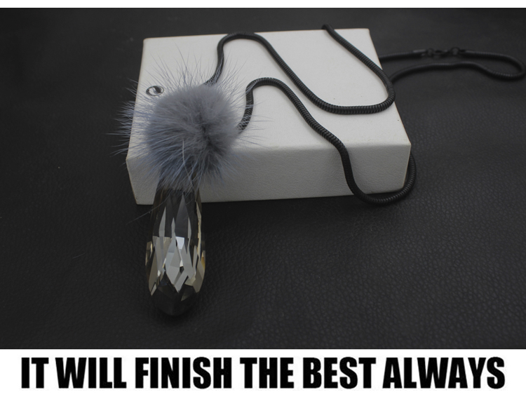 毛毛球水晶配饰项链长女毛衣链长款秋冬韩国韩版时尚百搭挂件复古