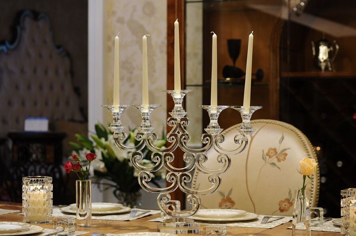 浦江：水晶灯具成市场