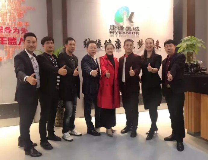 001YWpF7zy7f9T4GpK65e&690